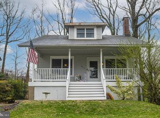 877 Edge Hill Rd, Glenside, PA 19038