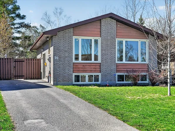 91 Rideau Cres, Peterborough, ON K9J 1G7