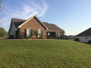 119 Blacksmith Ln, Maryville, TN 37803