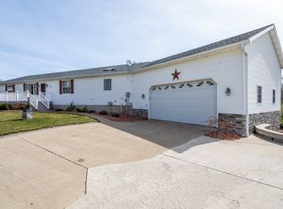 125 Bingham Dr, Brooklyn, MI 49230