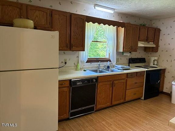 2nd image of 6602 Caney Ridge Rd