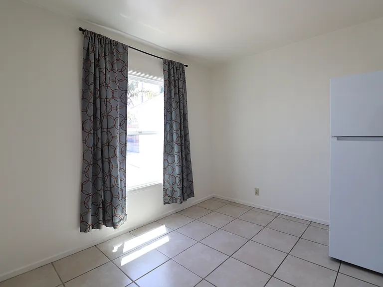 116 S Halcyon Rd — Photo 9