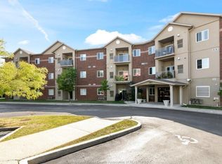 1885 Westview Park Blvd #108, Lasalle, ON N9H 2R8