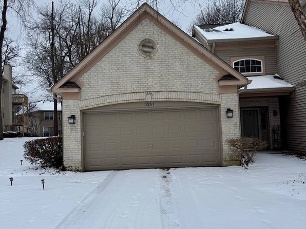 5261 Pebble Ln