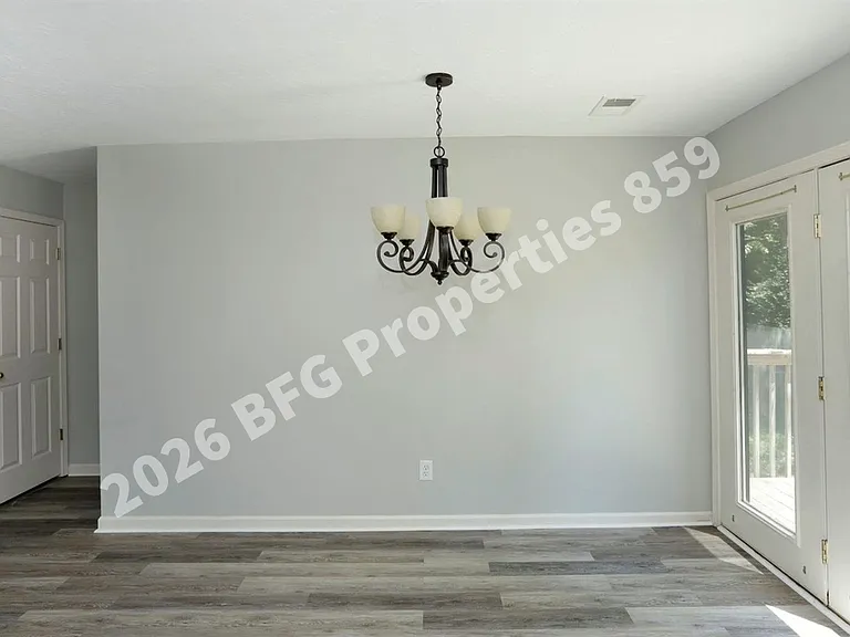 241 Preakness Dr — Photo 7