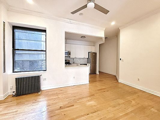 4th image of 115 W 104th St #6A