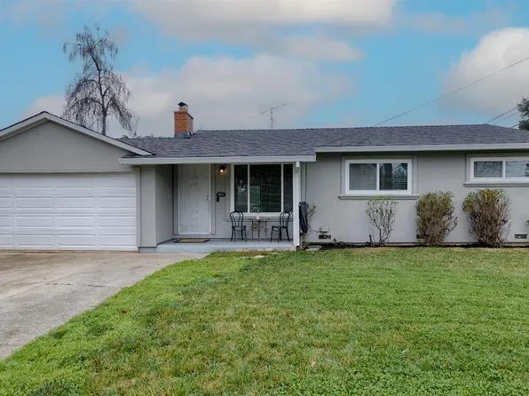 5631 Engle Rd, Carmichael, CA 95608