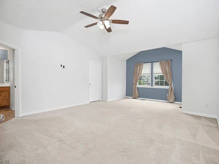 3876 Bosworth Dr — Photo 12