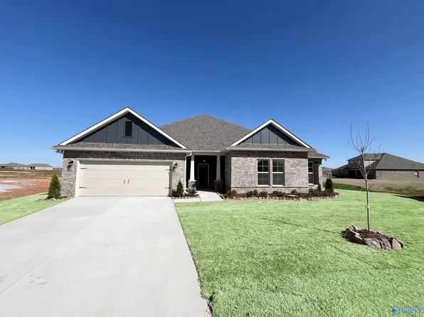 208 Donna Lynn Ct, Meridianville, AL 35759