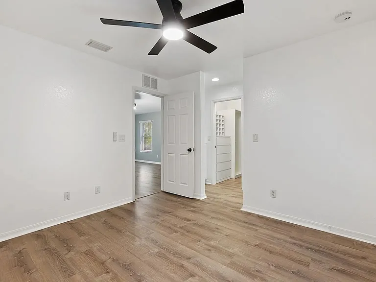 12380 Easha Blvd — Photo 16