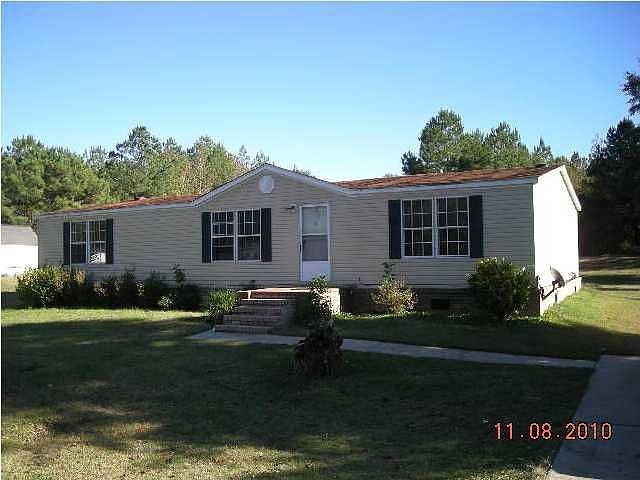 2nd image of 2634 Maclean Rd