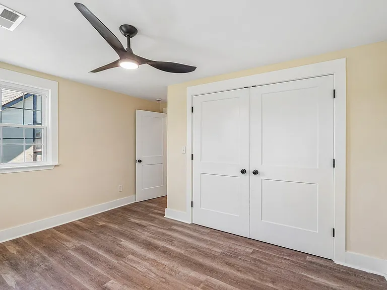1425 Shelton Ave — Photo 12