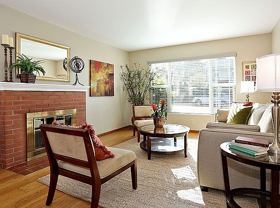 2nd image of 7348 Circle Hill Dr