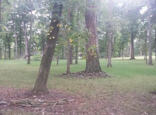 4 Sangamon Oaks, Monticello, IL 61856