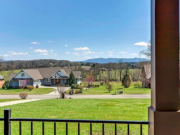 4th image of 5101 Candlewood Ct