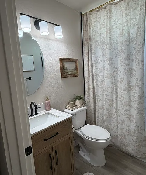 305 N Otono Ct — Photo 8