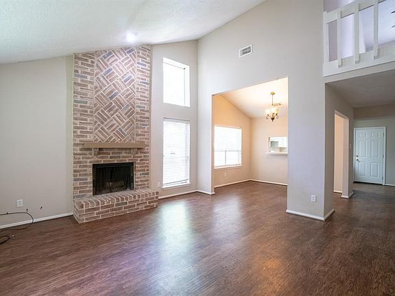 5th image of 8250 Old Trail Dr