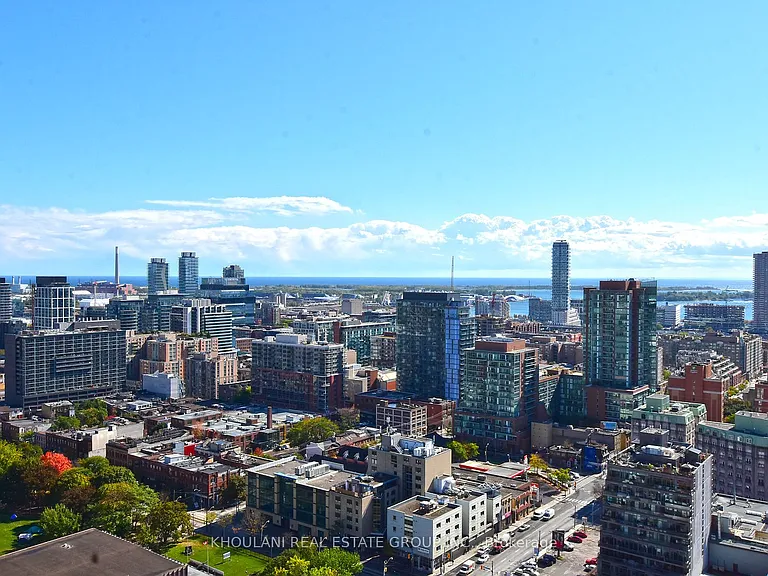 77 Shuter St #Penthouse 08 — Photo 18