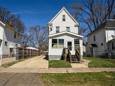 1147 McIntosh Ave, Akron, OH, 44314