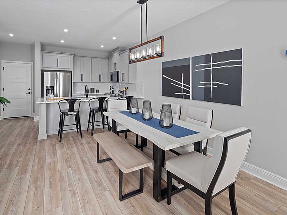 MODEL PHOTOGRAPHY - Dining Room