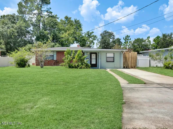 3720 COPPER Circle E, Jacksonville, FL 32207