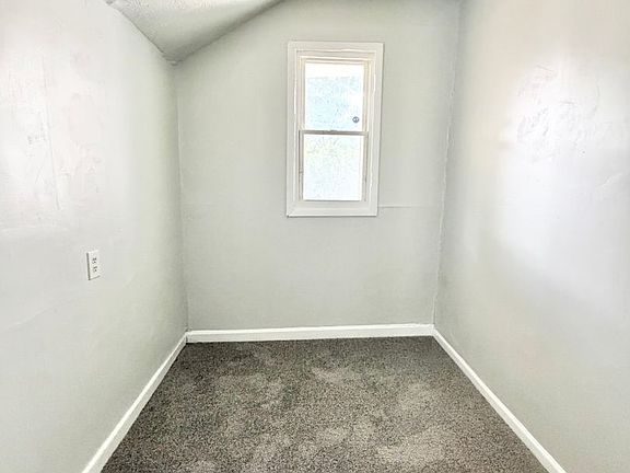 4th image of 3627 Montgomery Rd APT 1