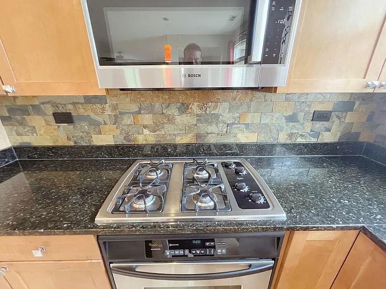 1388 Scarboro Rd #1103 — Photo 8