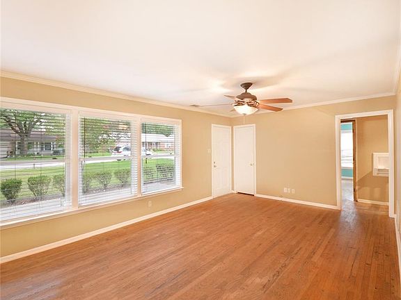 4th image of 804 Cedar Springs Ter