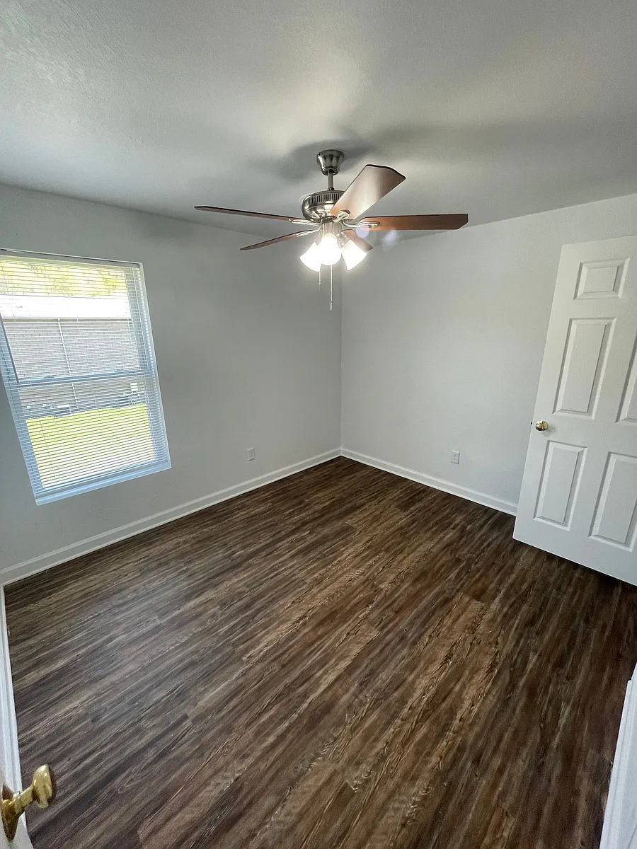 Building Photo - 132 Dillon Dr #9
