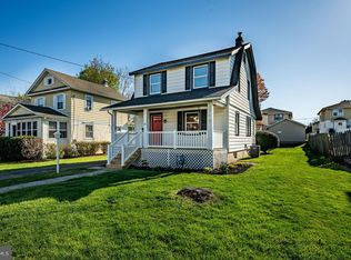 15 E Elbon Rd, Brookhaven, PA 19015
