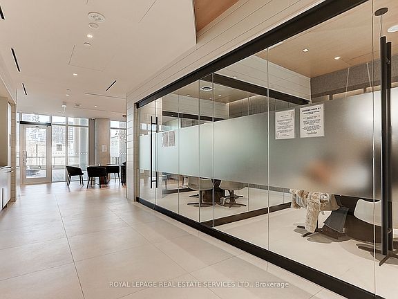 4th image of 5 Defries St #3304