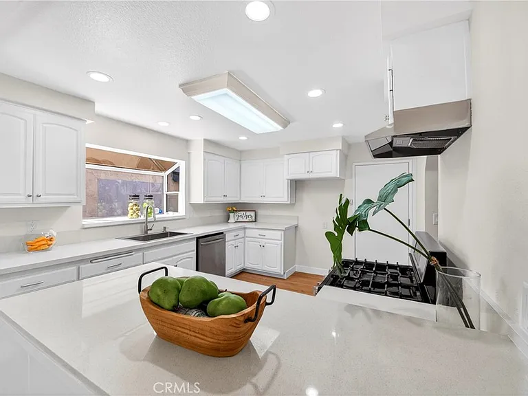 7552 Thousand Oaks Dr — Photo 6