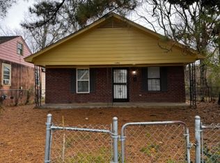 1496 Oakwood St, Memphis, TN 38108