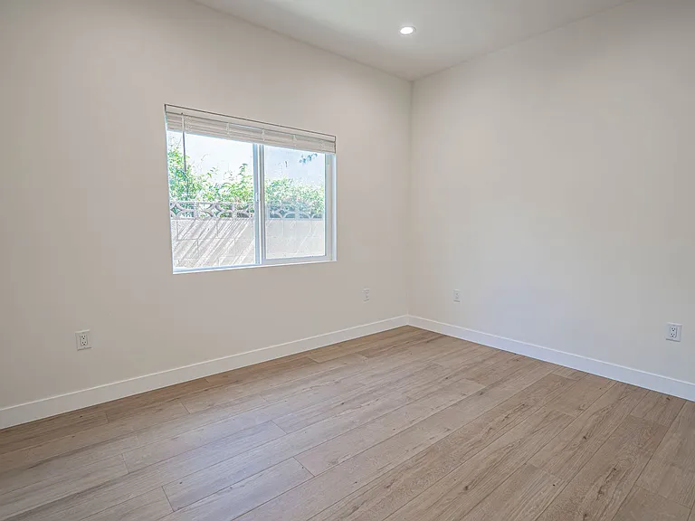 10959 Collins St — Photo 9