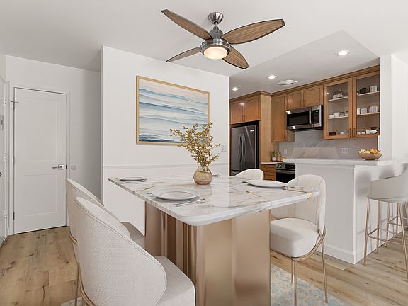 Virtual staged photo.
Dining room