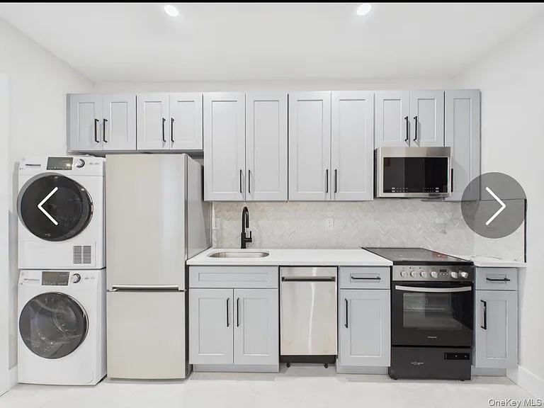 315-1M W Broadway W #1M — Photo 10