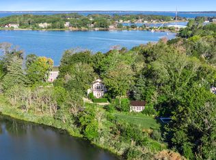 311 Main St, Sag Harbor, NY 11963