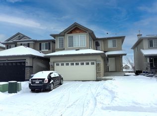 72 Everwillow Park SW, Calgary, AB T2Y5C6