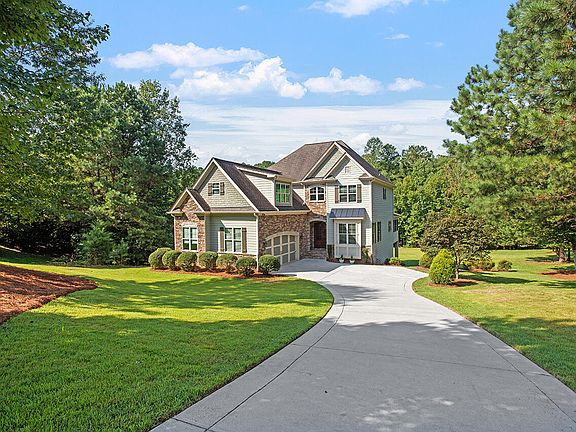 2nd image of 1036 Quiet Ridge Cir