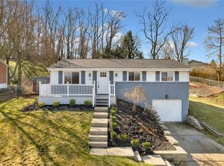 236 Larue Dr, Coraopolis, PA 15108