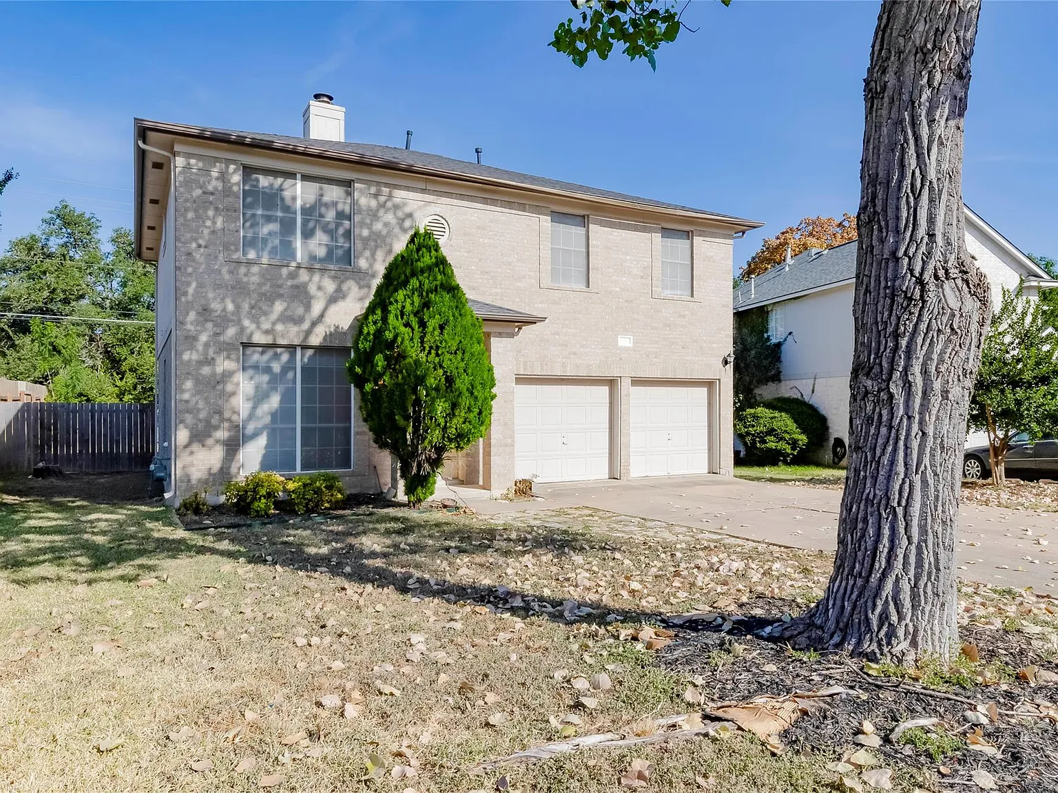 3 bed, 2.5 bath, 1963 sqft, $2,995 — Photo 2
