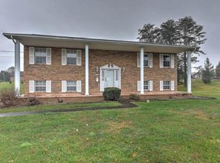 171 Pleasant View Dr, Greeneville, TN 37745