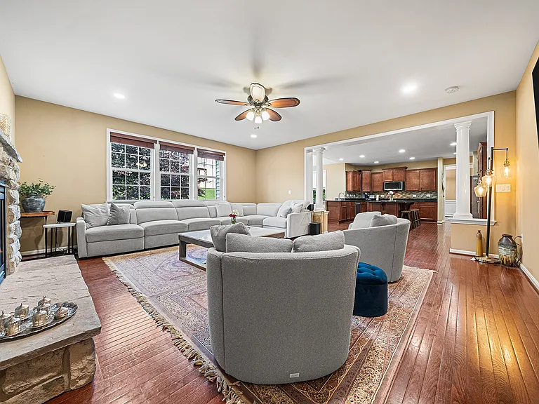 14923 Spriggs Tree Ln — Photo 22