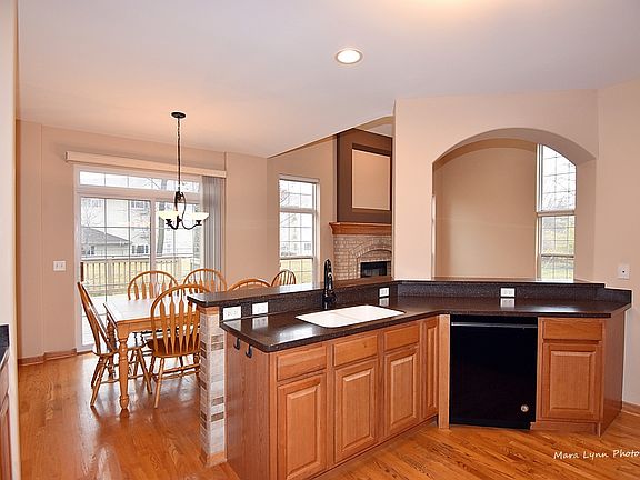 4th image of 75 Oak Creek Ct