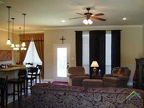 2nd image of 2556 Meadowland Ct