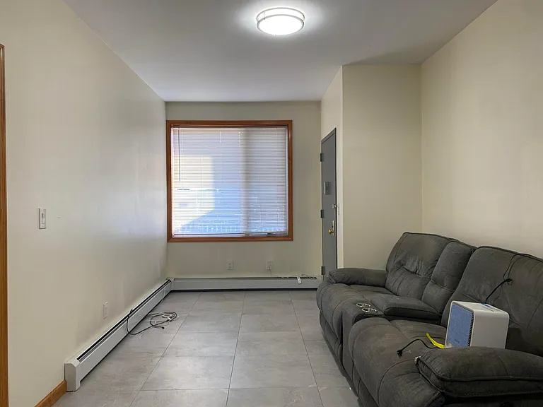 1465 Rowland St #1 — Photo 2