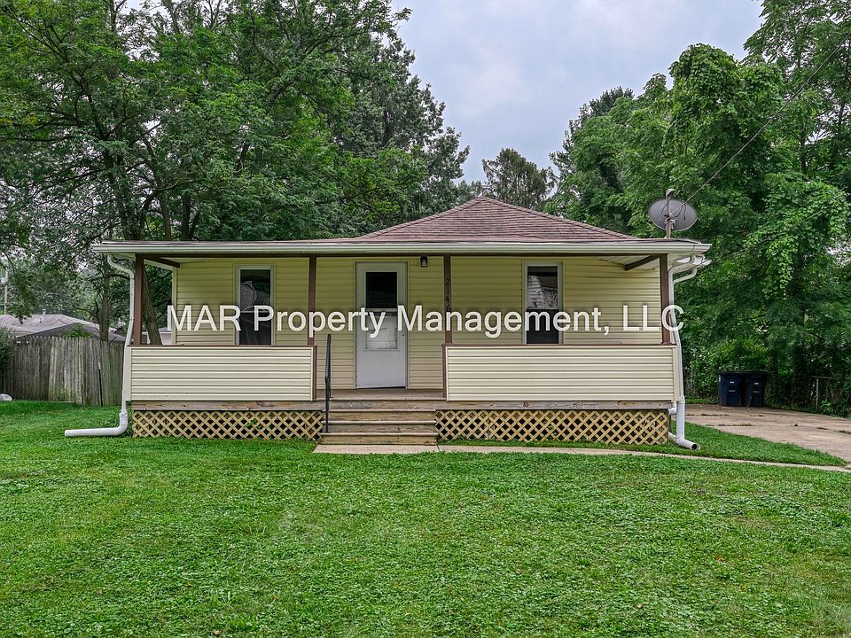 1st image of 2146 Savoy Ave