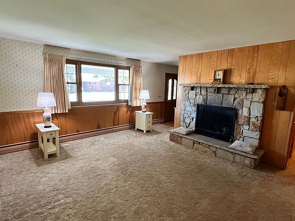 3rd image of 203 Bohl Dr