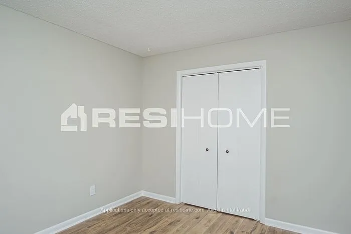 126 Greenwood Cir — Photo 13