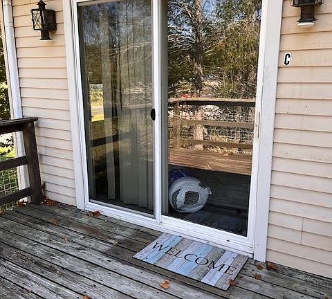Nice tree shaded deck.